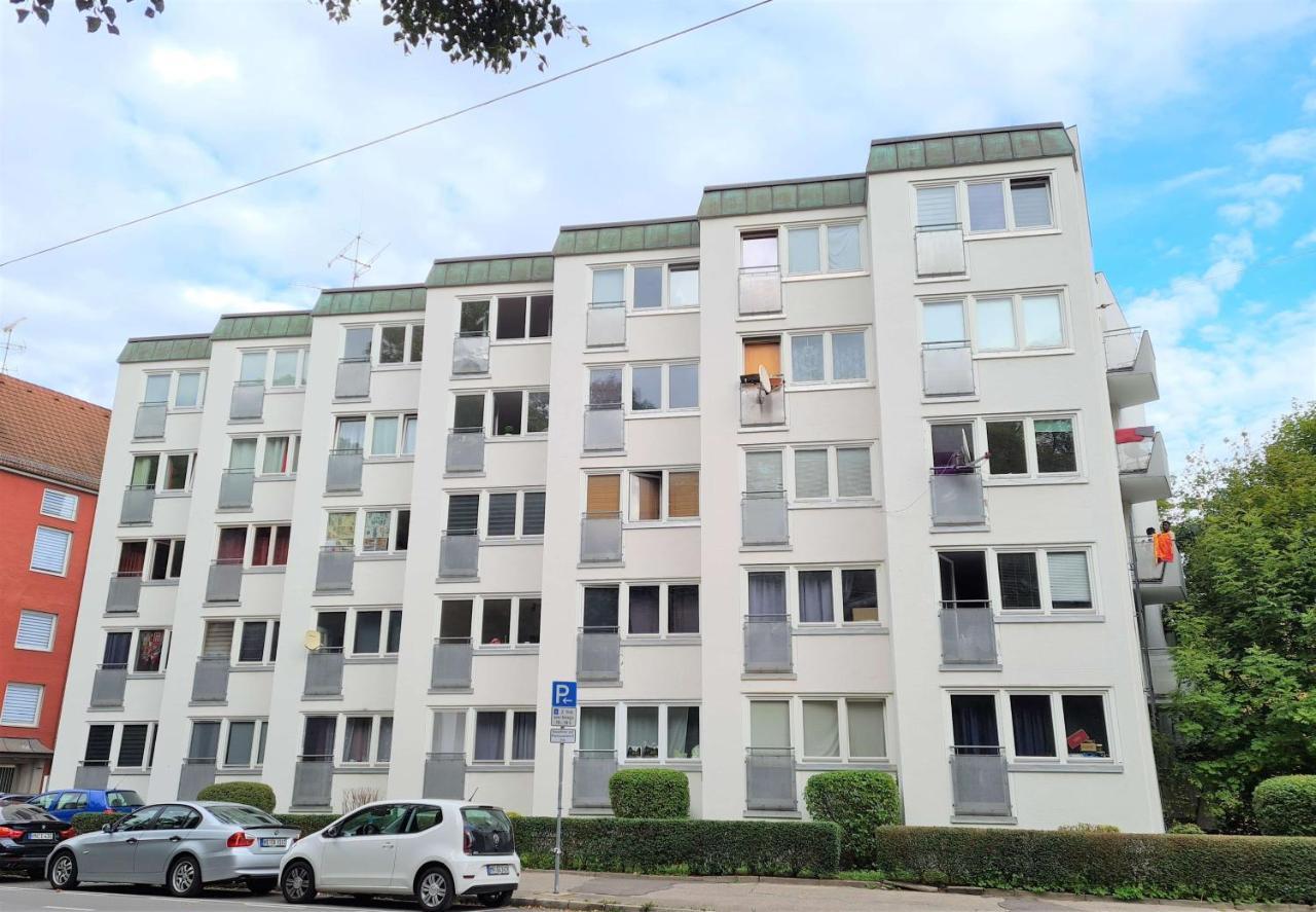 Apartment Am Stadtbach By Aux Property Augsburg Buitenkant foto