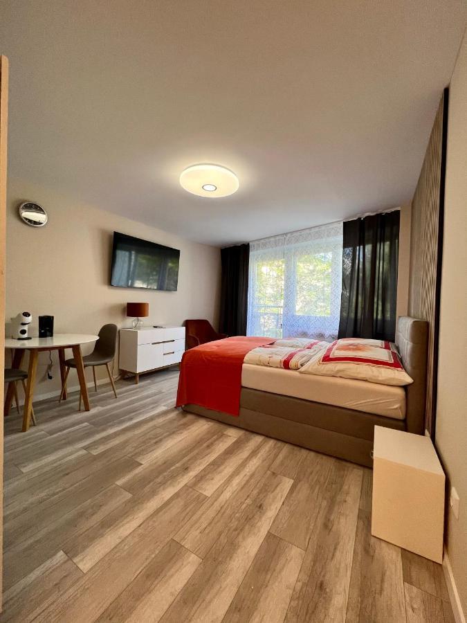Apartment Am Stadtbach By Aux Property Augsburg Buitenkant foto